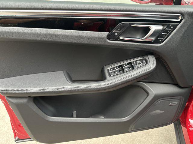 new 2025 Porsche Macan car