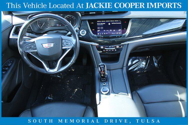 used 2022 Cadillac XT6 car, priced at $31,500