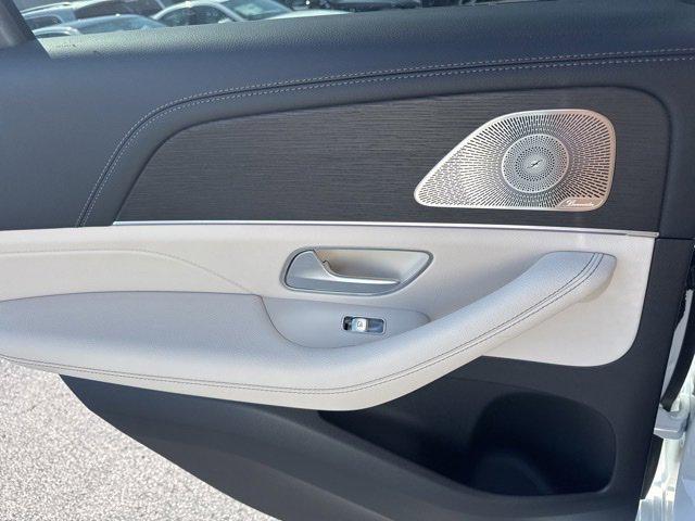 new 2026 Mercedes-Benz GLE 450e car, priced at $82,865