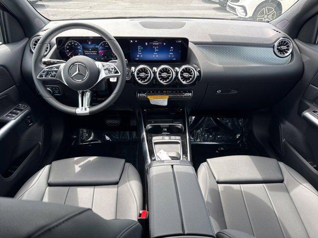 new 2025 Mercedes-Benz GLA 250 car, priced at $44,345
