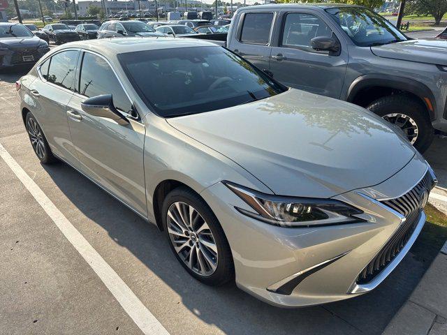 used 2020 Lexus ES 350 car, priced at $30,491