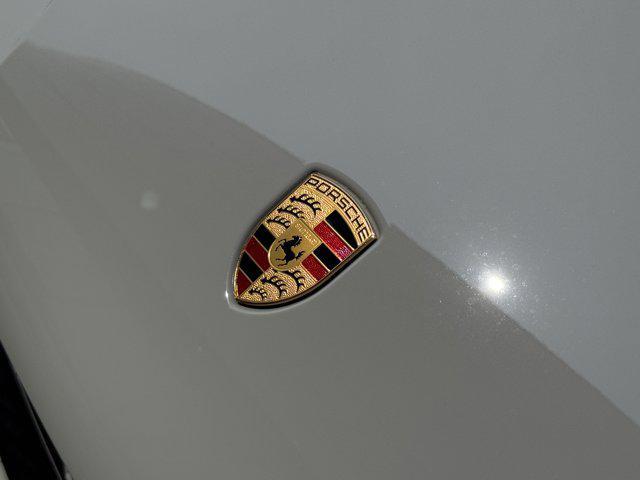 new 2025 Porsche Macan car