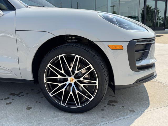 new 2025 Porsche Macan car