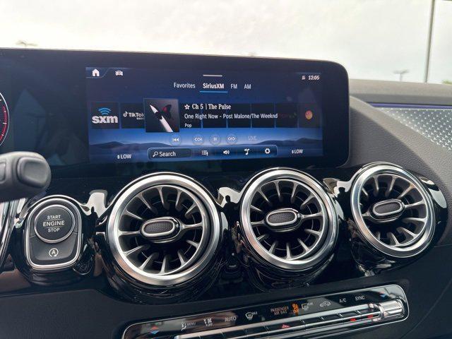new 2025 Mercedes-Benz GLA 250 car, priced at $45,845