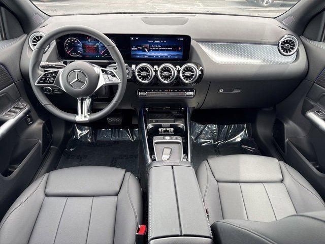 new 2025 Mercedes-Benz GLA 250 car, priced at $45,845