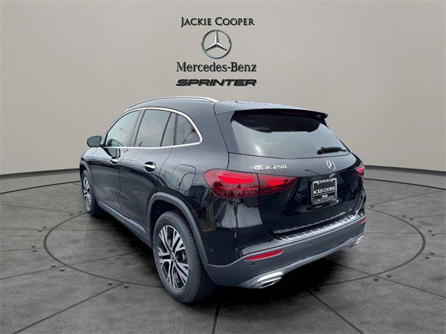new 2025 Mercedes-Benz GLA 250 car, priced at $45,845