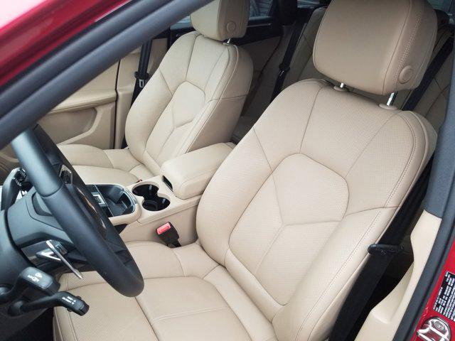 used 2025 Porsche Macan car