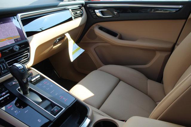 used 2025 Porsche Macan car
