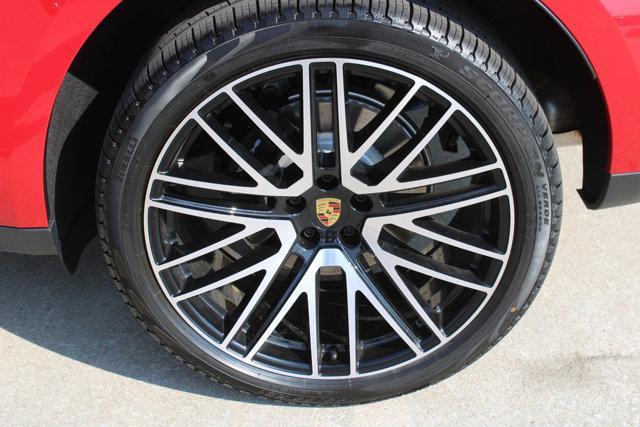 used 2025 Porsche Macan car