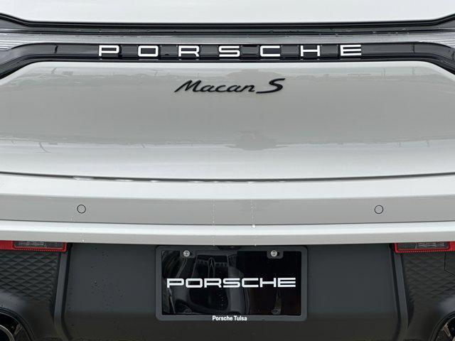 new 2026 Porsche Macan car