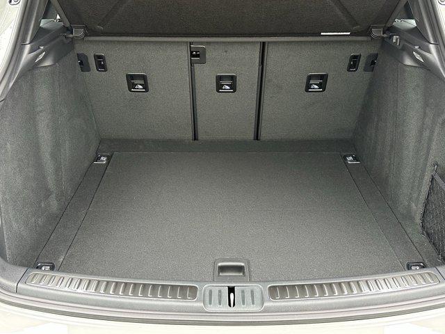 new 2026 Porsche Macan car