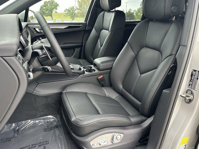 new 2026 Porsche Macan car