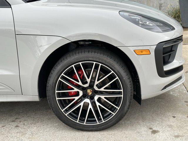 new 2026 Porsche Macan car