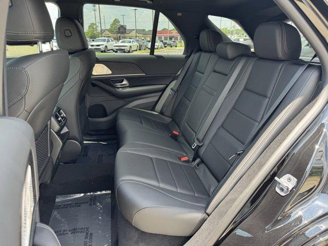 new 2026 Mercedes-Benz GLE 450 car, priced at $79,330