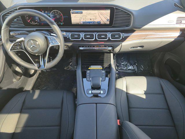 new 2025 Mercedes-Benz GLS 450 car, priced at $92,275