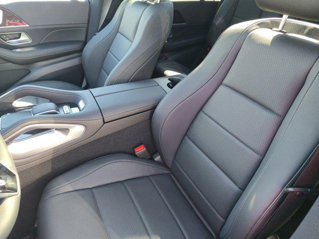 new 2025 Mercedes-Benz GLS 450 car, priced at $92,275