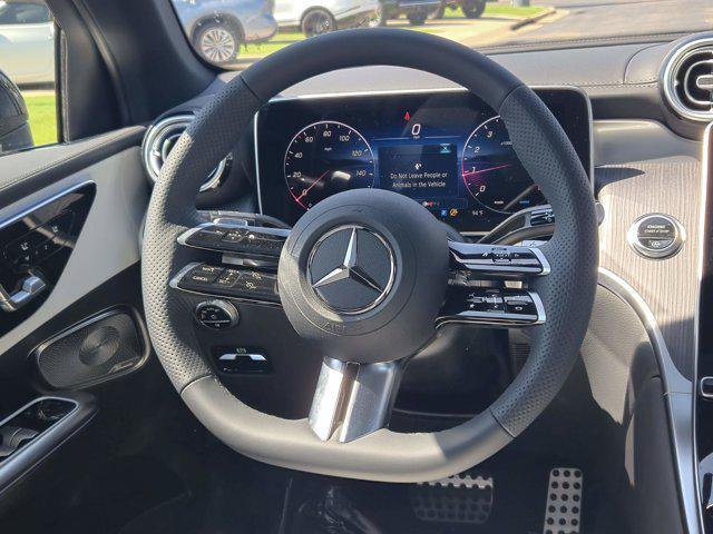 new 2025 Mercedes-Benz GLC 300 car, priced at $62,555