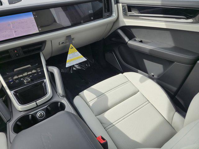 new 2025 Porsche Cayenne car