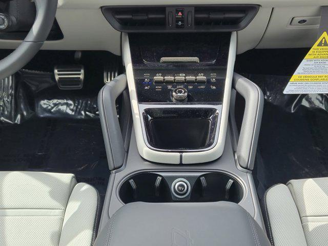 new 2025 Porsche Cayenne car