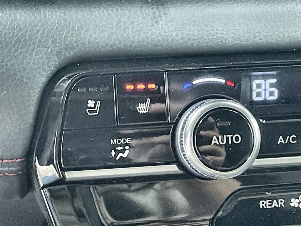 new 2025 Honda Pilot car, priced at $57,260