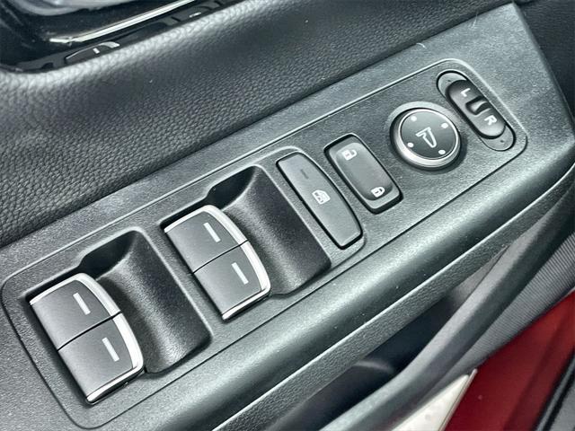 new 2025 Honda CR-V Hybrid car, priced at $42,950