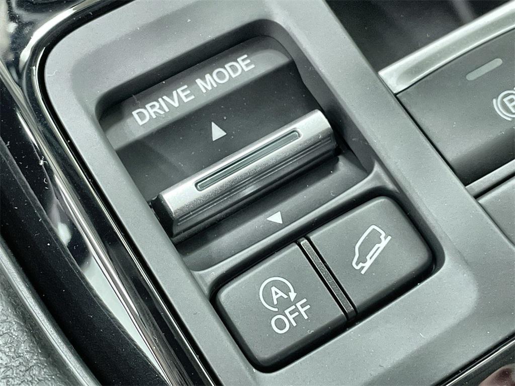 new 2025 Honda Pilot car, priced at $54,575