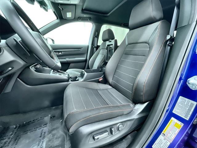 new 2025 Honda CR-V Hybrid car, priced at $38,000