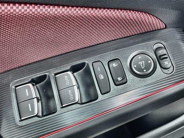 new 2025 Honda Civic Si car, priced at $31,400