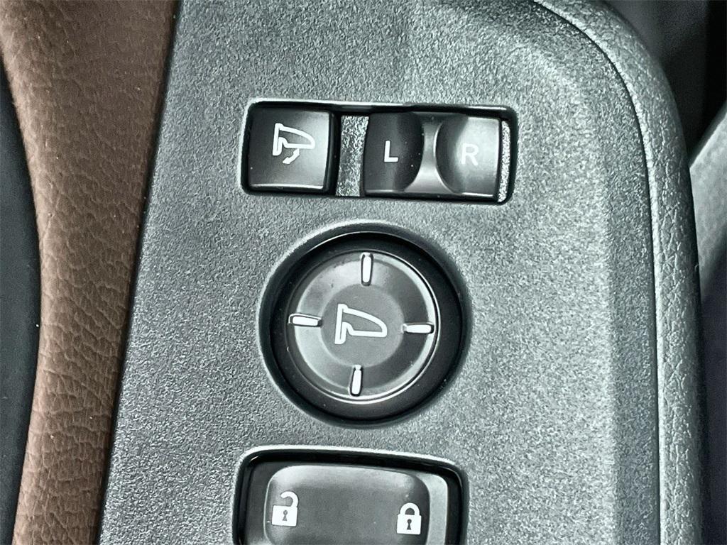 new 2025 Honda Pilot car, priced at $54,575