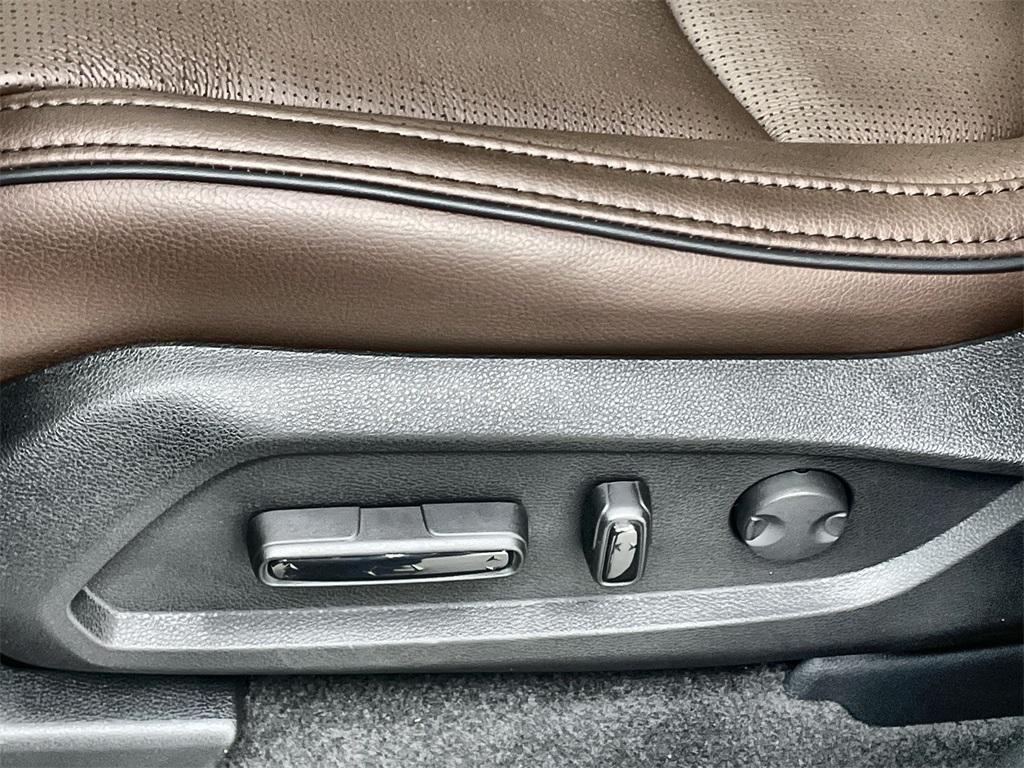 new 2025 Honda Pilot car, priced at $54,575