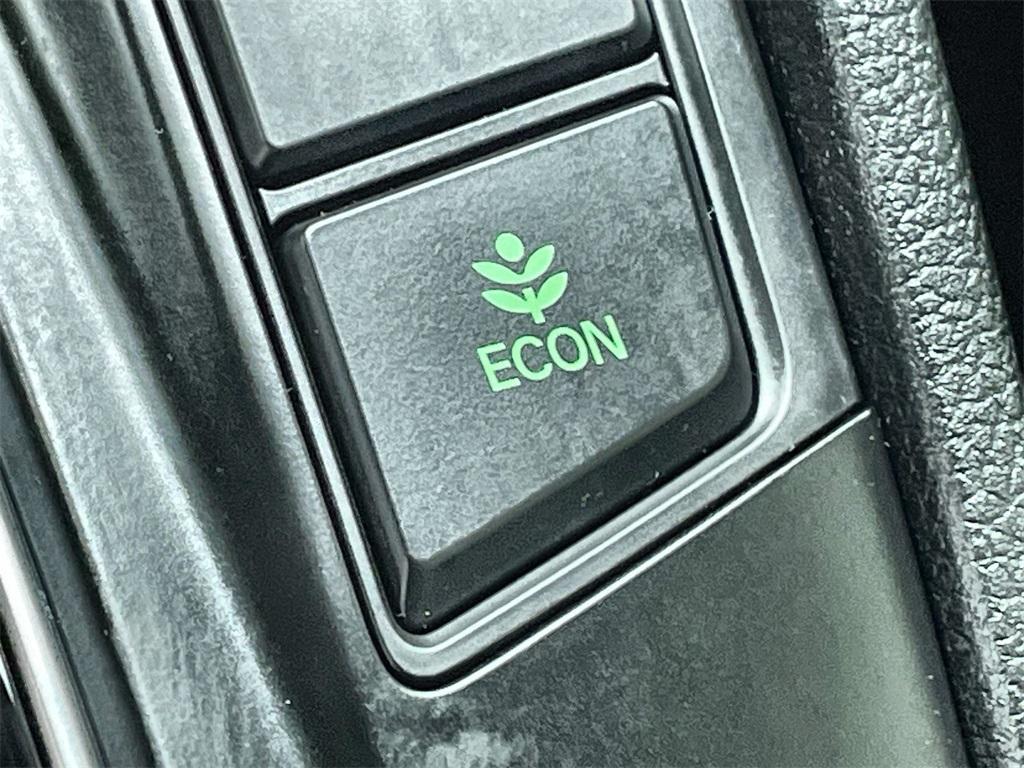 used 2022 Honda CR-V car, priced at $28,999