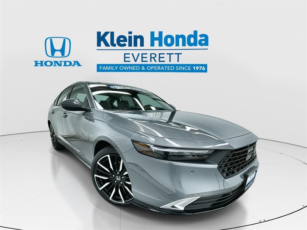 new 2025 Honda Accord Hybrid car, priced at $40,905