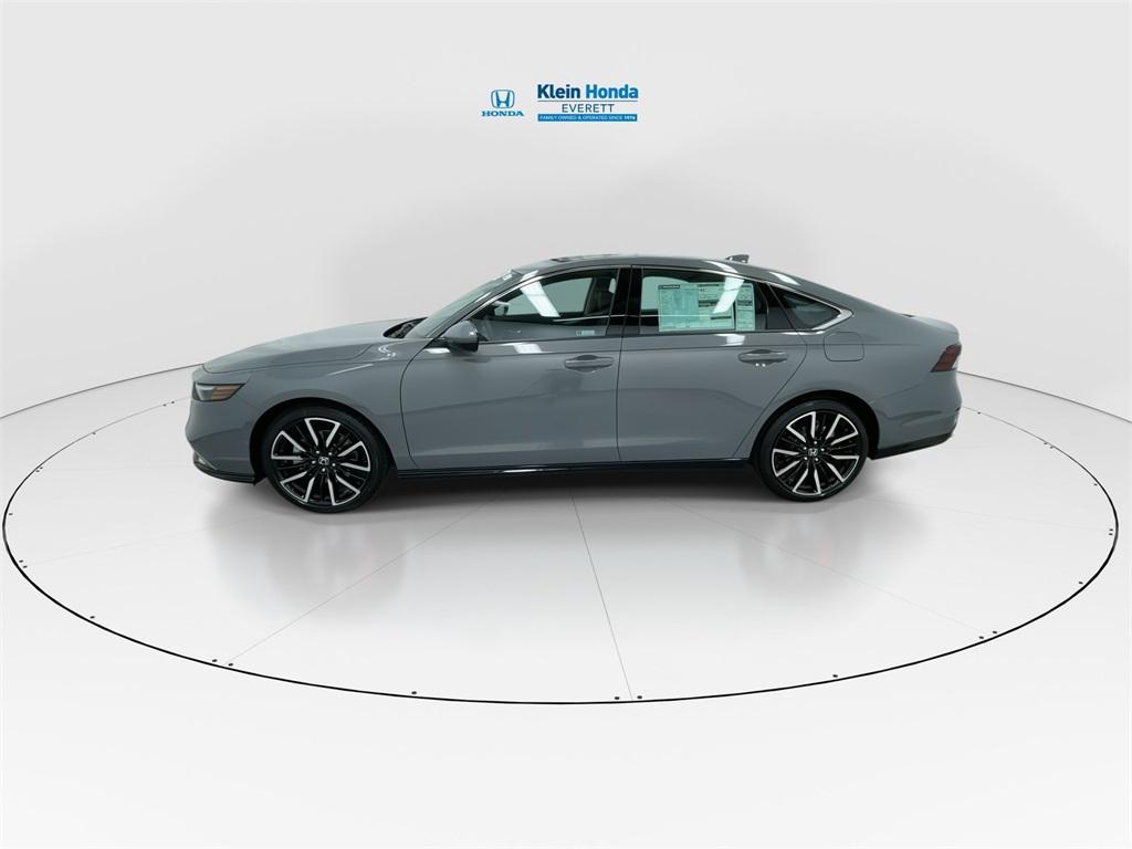new 2025 Honda Accord Hybrid car, priced at $40,905