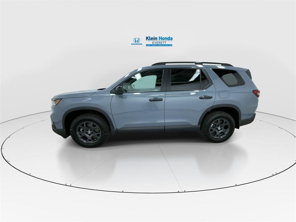 new 2025 Honda Pilot car, priced at $51,785
