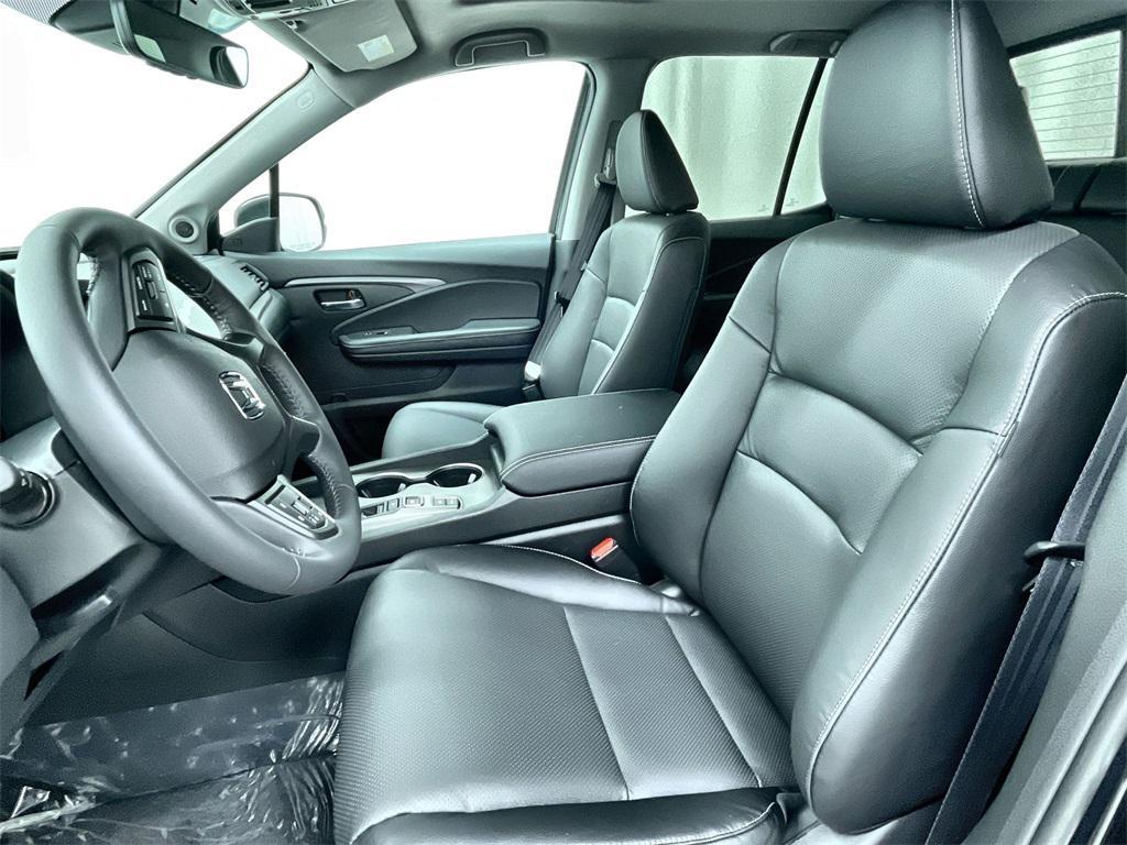 new 2025 Honda Ridgeline car, priced at $44,430