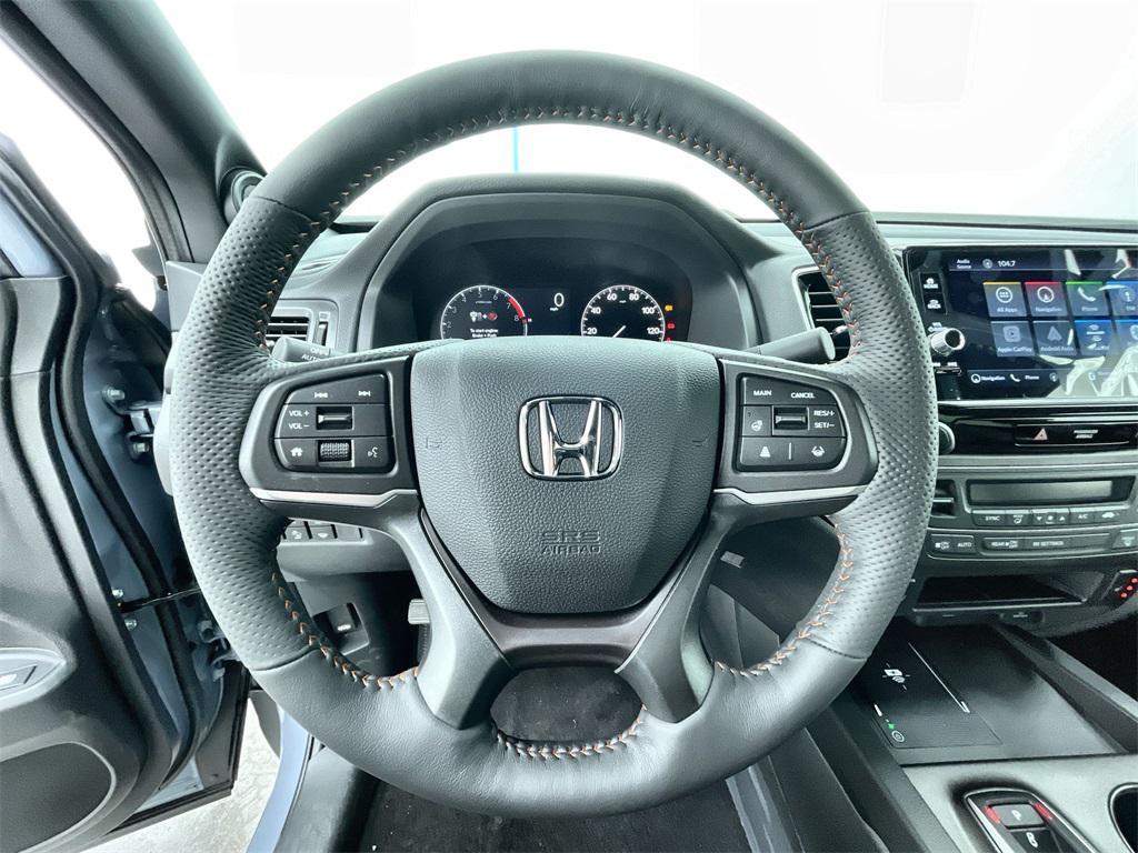 new 2025 Honda Ridgeline car, priced at $45,598