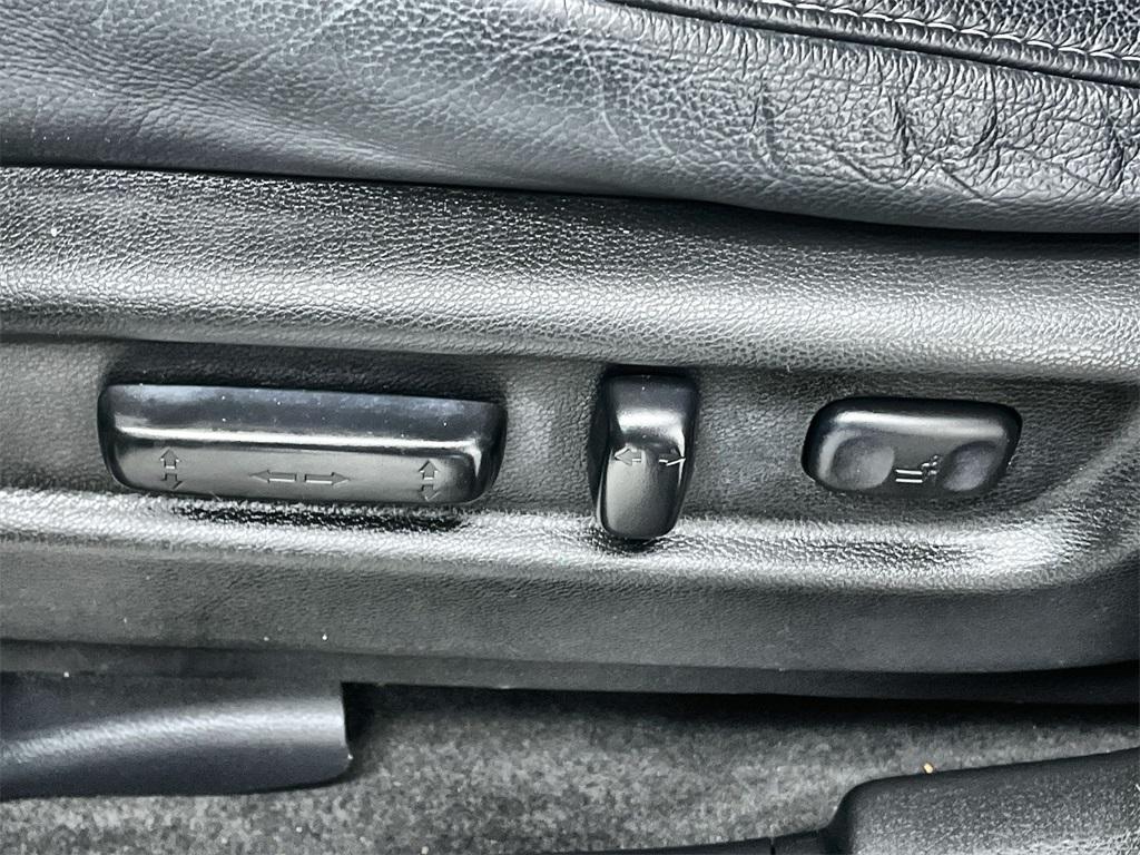 used 2022 Honda Pilot car, priced at $32,399