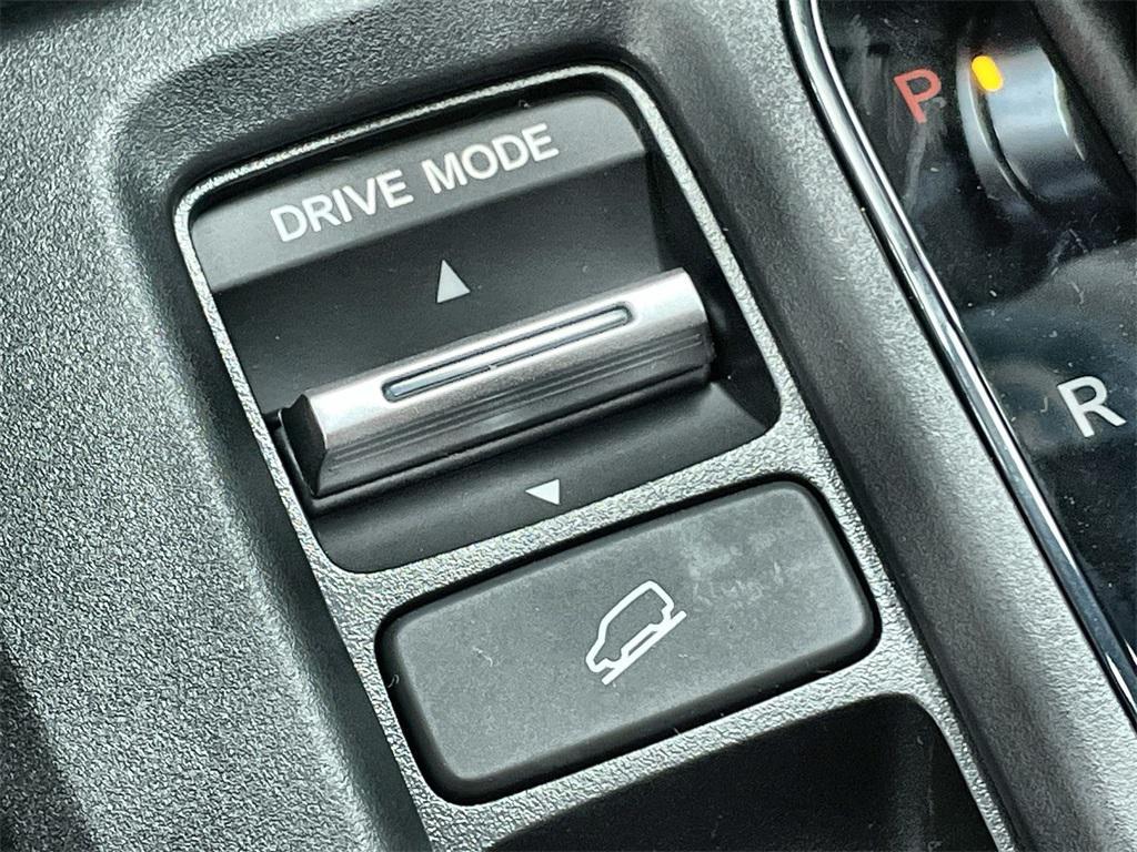 new 2026 Honda CR-V Hybrid car, priced at $39,988