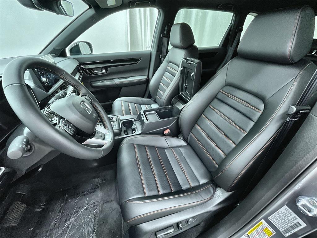 new 2026 Honda CR-V Hybrid car, priced at $39,988