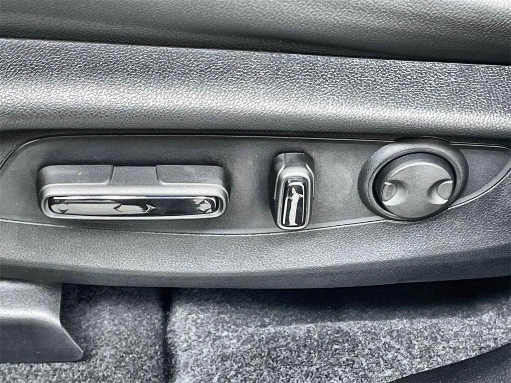 new 2026 Honda CR-V Hybrid car, priced at $39,988