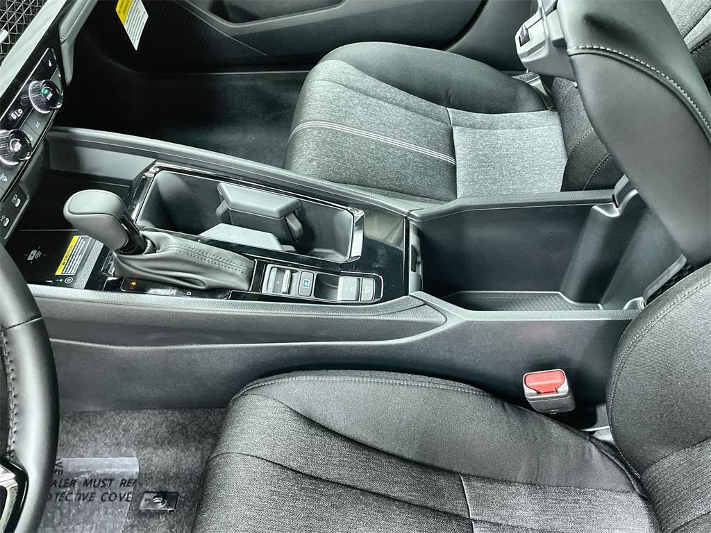 new 2025 Honda Accord Hybrid car, priced at $33,134