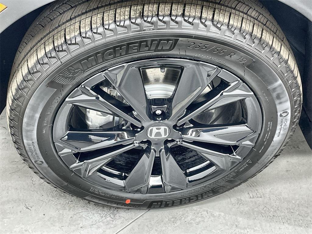 new 2026 Honda CR-V Hybrid car, priced at $41,454