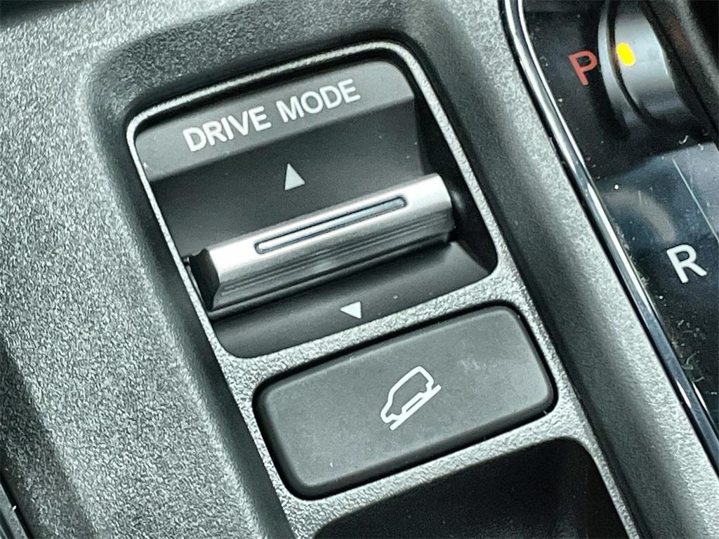 new 2026 Honda CR-V Hybrid car, priced at $41,675