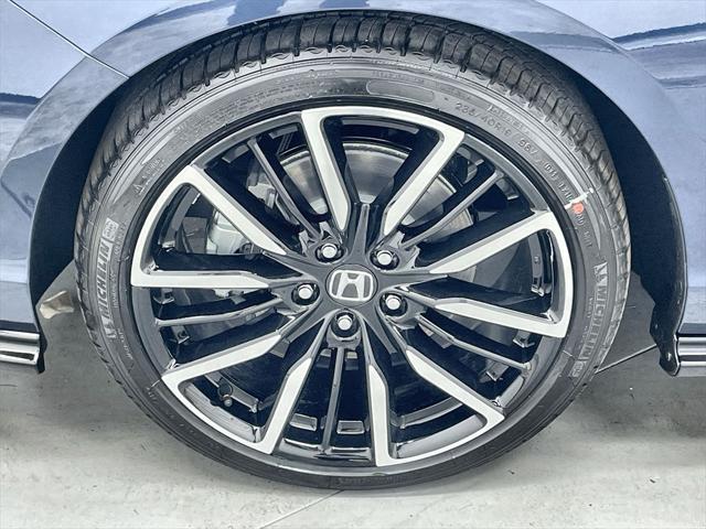 new 2025 Honda Accord Hybrid car, priced at $40,450