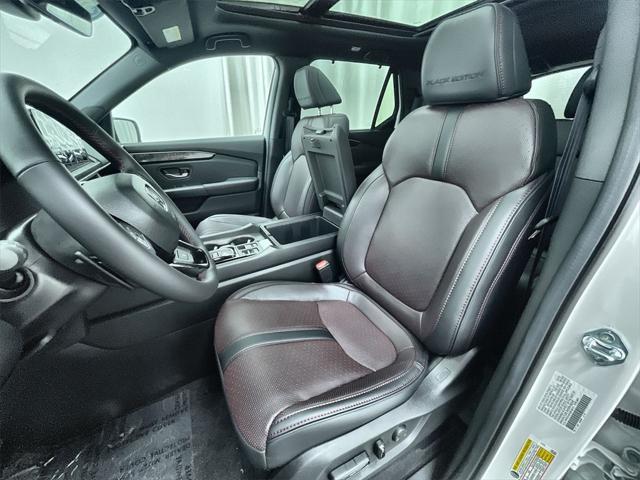 new 2025 Honda Pilot car, priced at $57,215