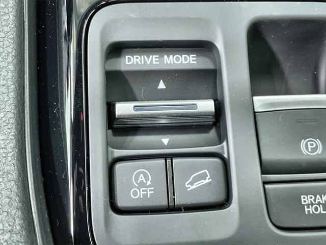 new 2025 Honda Pilot car, priced at $57,215