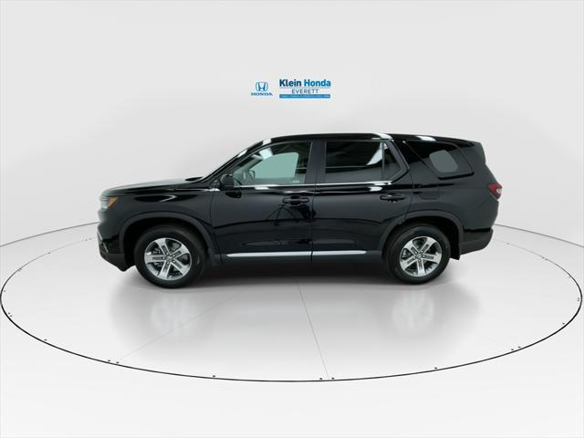 new 2025 Honda Pilot car, priced at $43,588