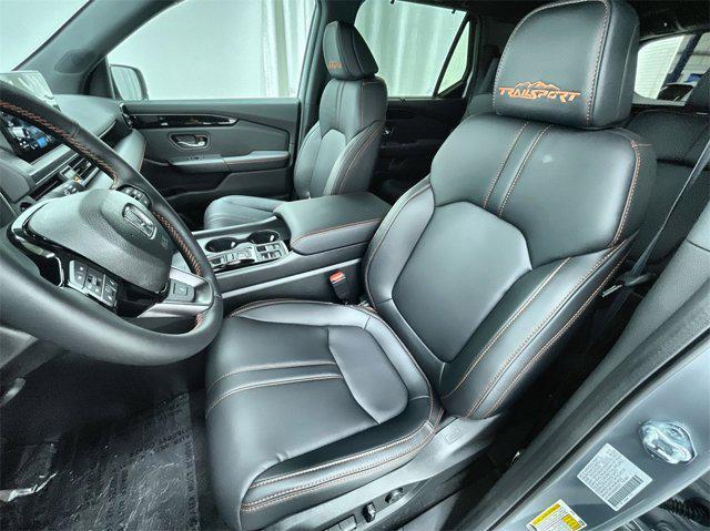 new 2025 Honda Pilot car, priced at $46,275