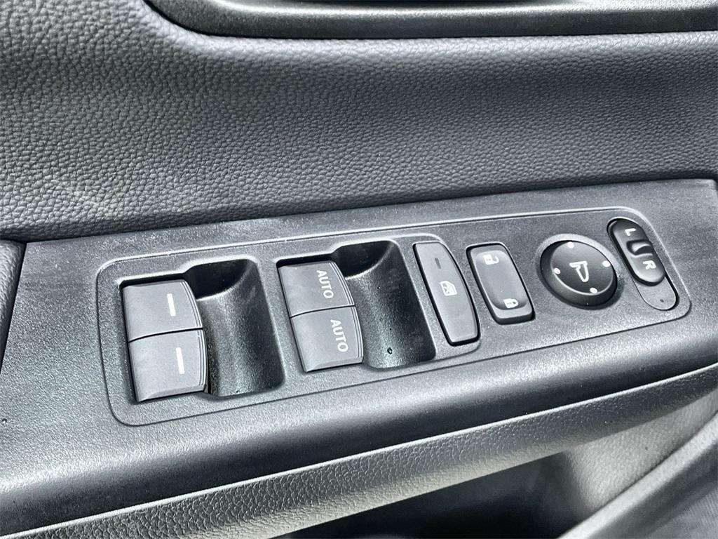 new 2026 Honda CR-V Hybrid car, priced at $39,035