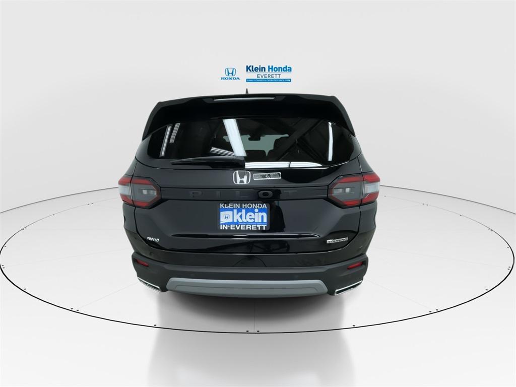 new 2025 Honda Pilot car, priced at $48,498